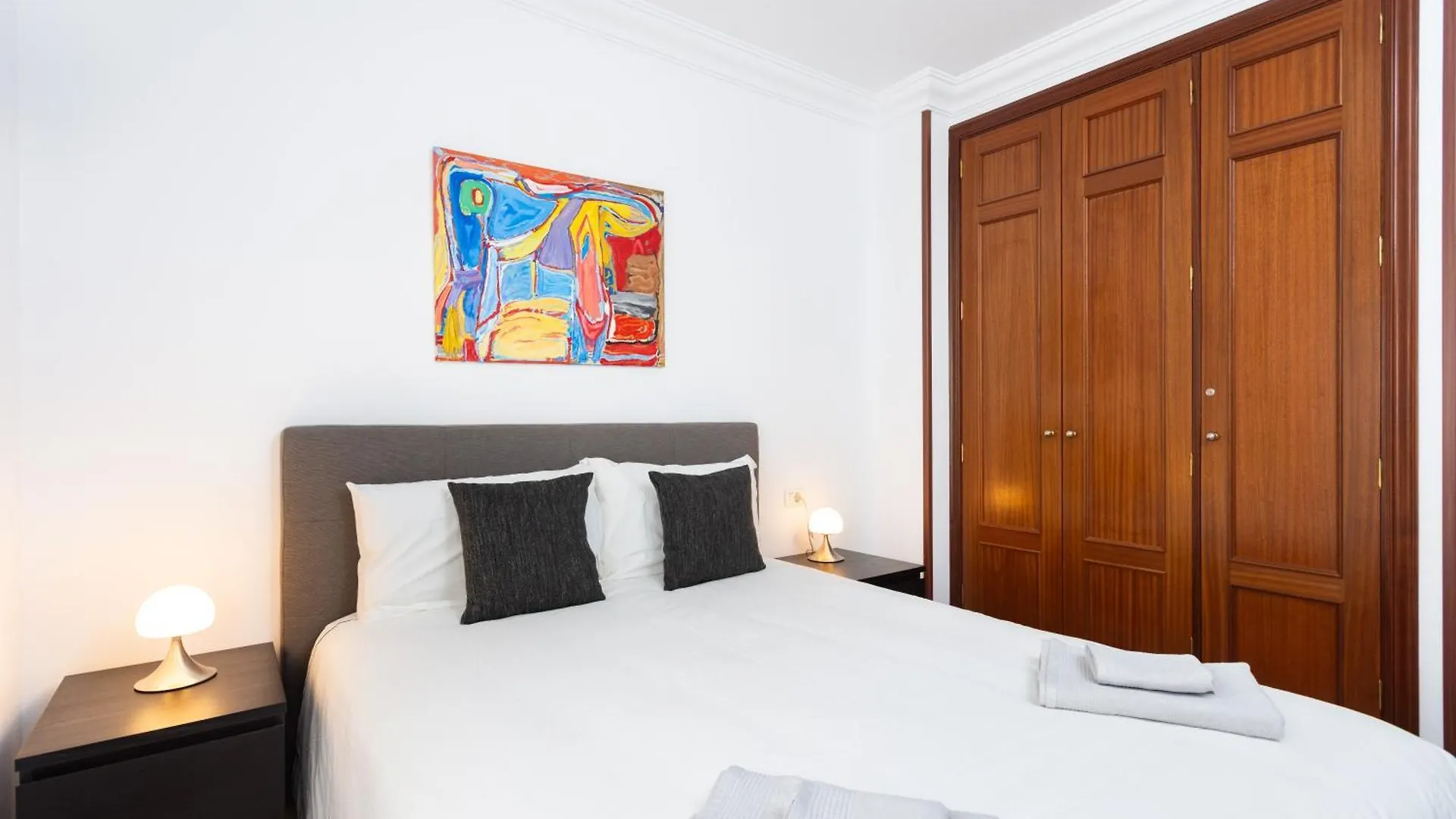 Home2Book Comfy Apartment With Ocean Views Radazul